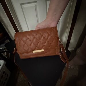 Quilted Crossbody Shoulder Bag - Brown
